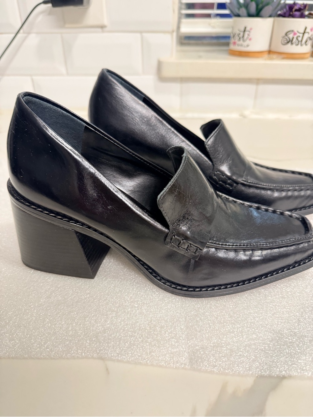 Vince Camuto Black Leather VC-Seguillis Slip On Loafers